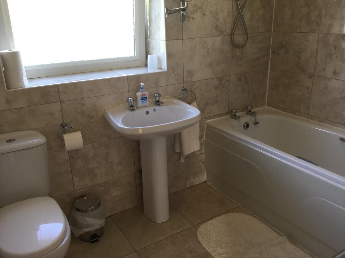3 Bedroom Culduthel House Free Parking Inverness Bagian luar foto