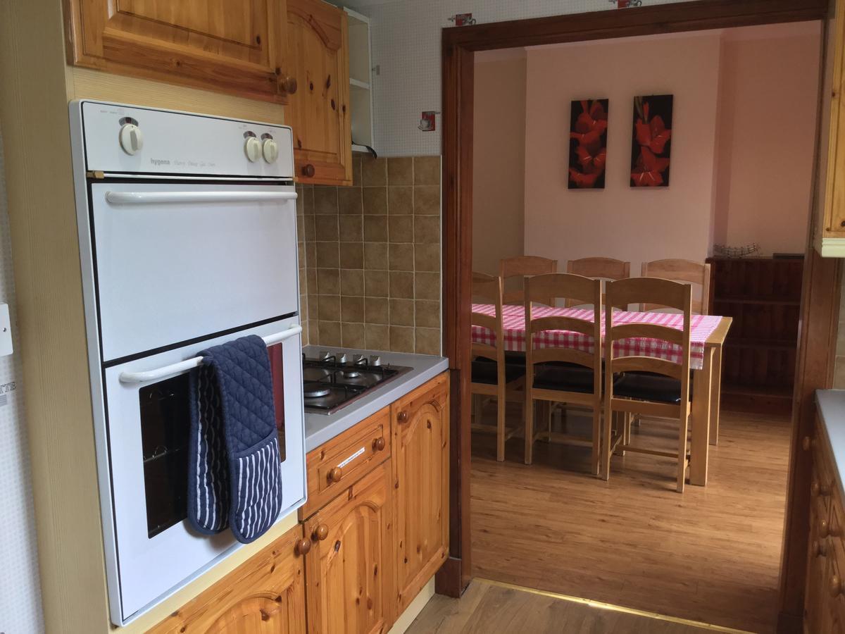 3 Bedroom Culduthel House Free Parking Inverness Bagian luar foto